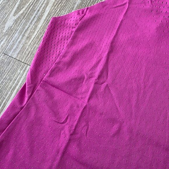 Nike Aeroswift Dri-Fit ADV Running Singlet Tank Top Hot Fuchsia M New FN4231-518 - Picture 6 of 9